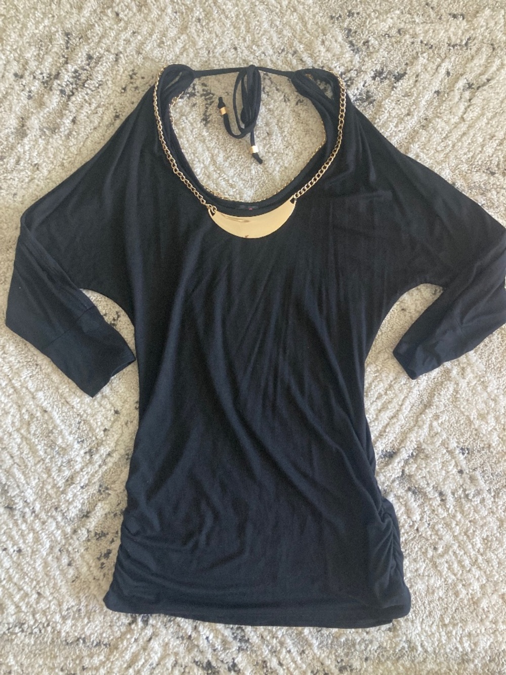 Nwt bebe 2b gold neck black cold shoulder cutout top size m